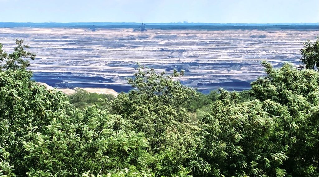 Blick in Tagebau Hambach